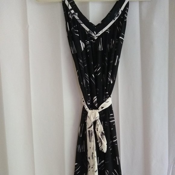 BCBG MaxAzria Pattern Dress - Picture 5 of 7